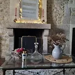 Charmante Maison Ancienne Avec Cour Apartment *